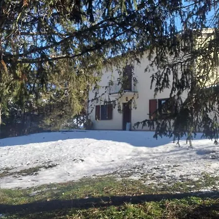 La Casa Dei Sogni!! Con Ampio Giardino E Bosco Integrato, Il Posto Ideale Per Una Vacanza All'aria Aperta.