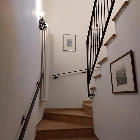 La Casa Dei Sogni!! Con Ampio Giardino E Bosco Integrato, Il Posto Ideale Per Una Vacanza All'aria Aperta. Colfiorito