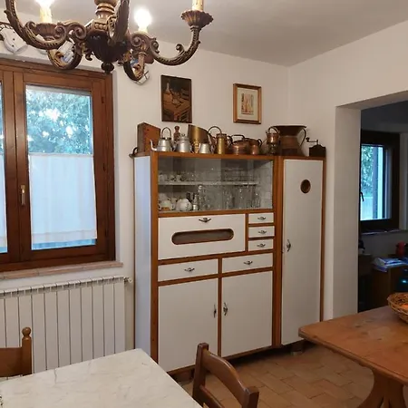 La Casa Dei Sogni!! Con Ampio Giardino E Bosco Integrato, Il Posto Ideale Per Una Vacanza All'aria Aperta. Casa vacanze