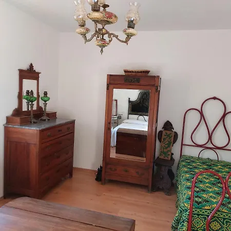 La Casa Dei Sogni!! Con Ampio Giardino E Bosco Integrato, Il Posto Ideale Per Una Vacanza All'aria Aperta. Colfiorito