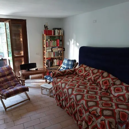 Casa vacanze La Casa Dei Sogni!! Con Ampio Giardino E Bosco Integrato, Il Posto Ideale Per Una Vacanza All'aria Aperta. Colfiorito