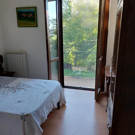 La Casa Dei Sogni!! Con Ampio Giardino E Bosco Integrato, Il Posto Ideale Per Una Vacanza All'aria Aperta. Casa vacanze